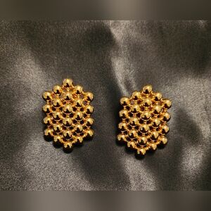 Avon Gold Tone Honeycomb Cluster Earrings